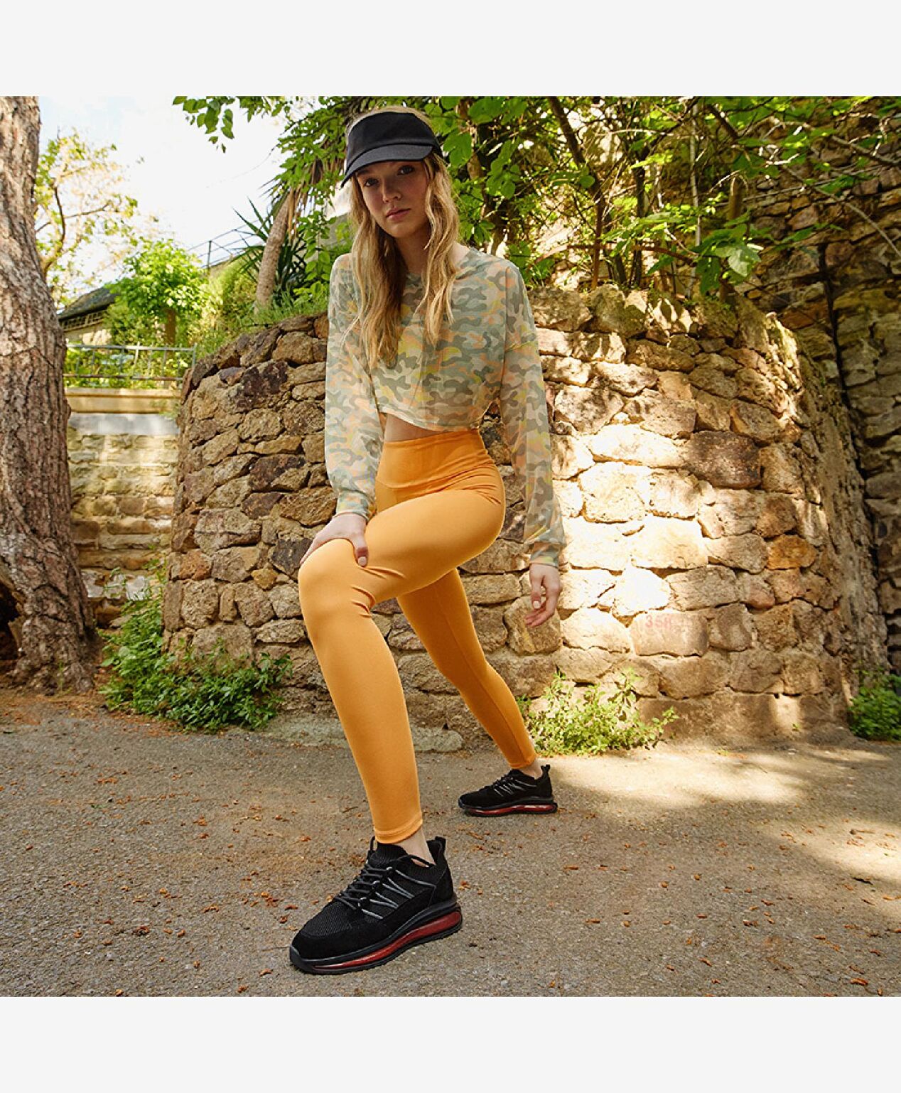 Kadın Siyah Sneaker Ayakkabı - 2