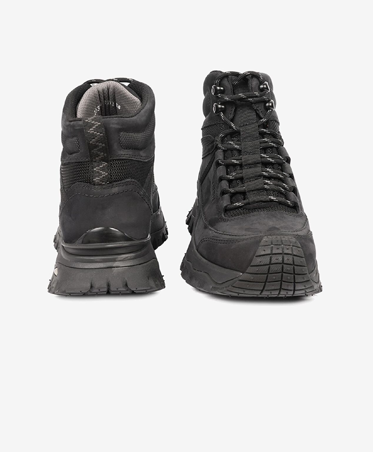 Siyah Su Geçirmez Bot - 8