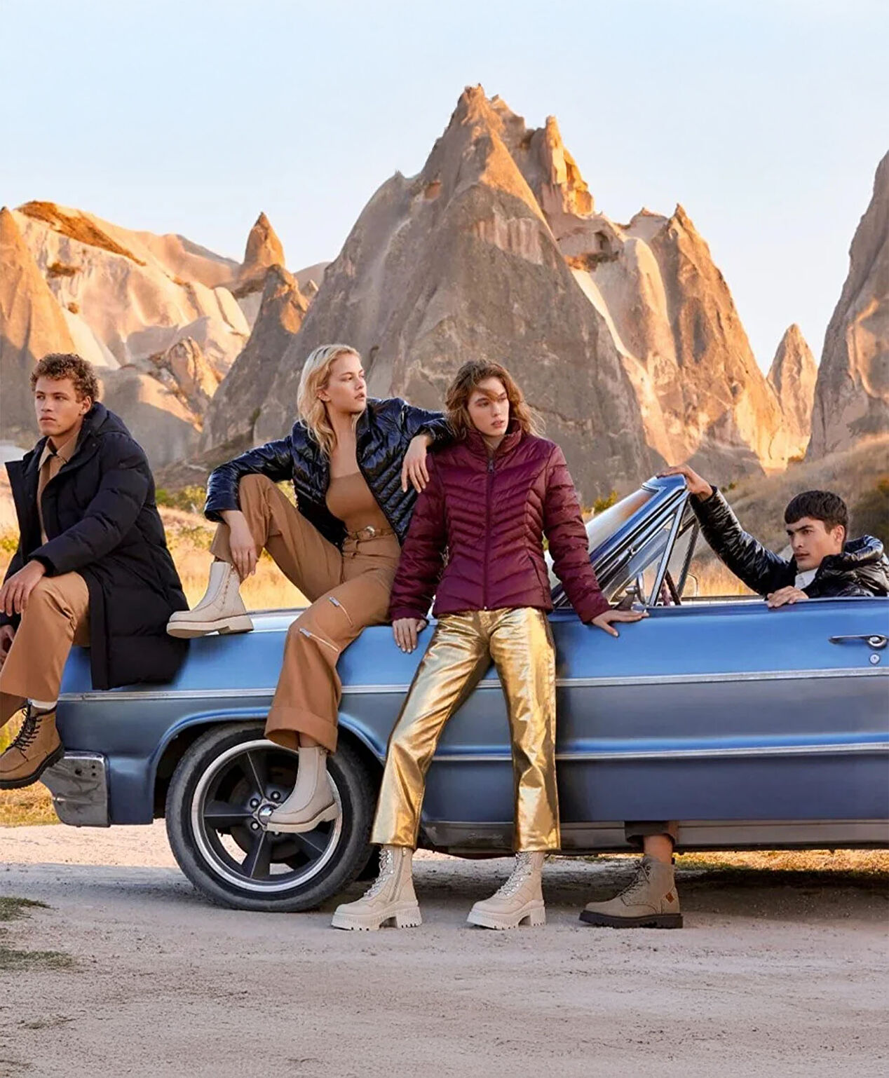 Kadın Parlak Siyah Kaz Tüyü Su İtici Mont - 5