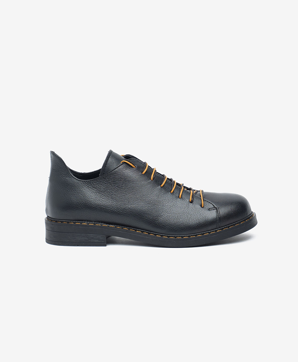 Kadın Siyah Hakiki Klasik Ayakkabı - 1