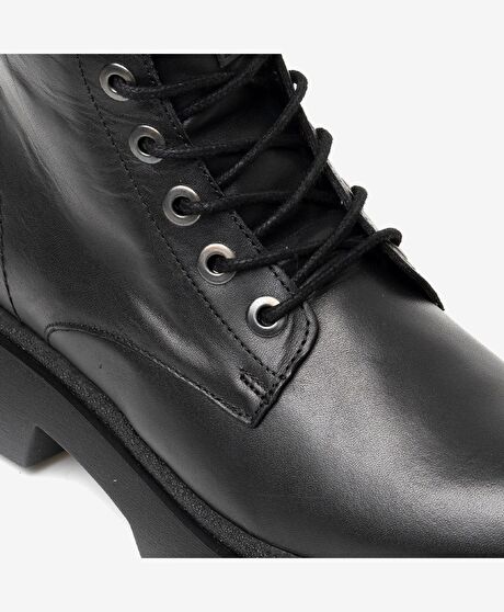 Kadın Siyah Hakiki Deri Casual Bot