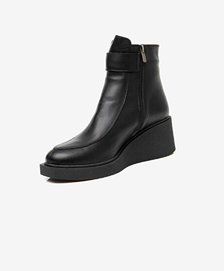 Kadın Siyah Hakiki Deri Termo Light Taban Casual Bot