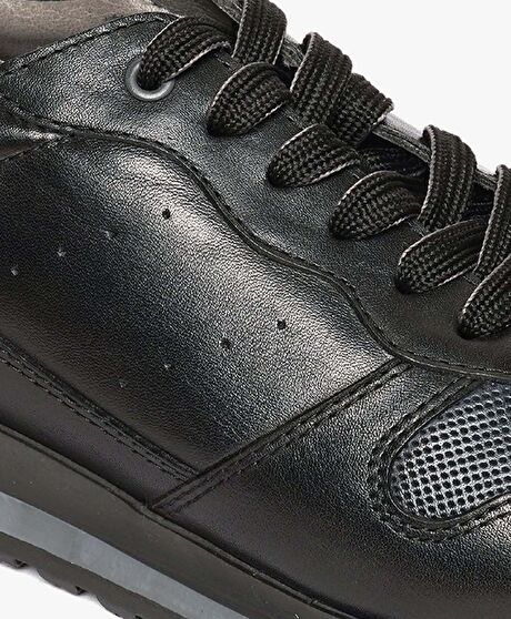 Erkek Siyah Hakiki Deri Sneaker Ayakkabı