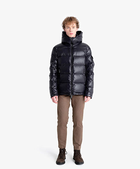 Erkek Parlak Siyah Suya Dayanıklı Kaz Tüyü Mont