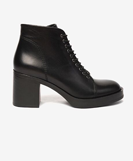 Kadın Siyah Hakiki Deri Topuklu Bot