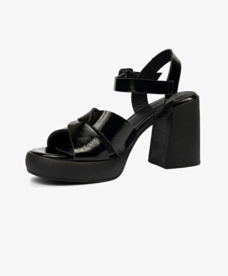 Kadın Siyah Hakiki Deri Sandalet