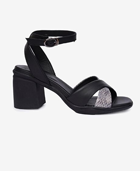 Kadın Siyah Hakiki Deri Topuklu Sandalet