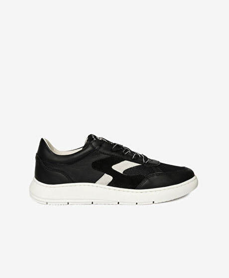 Kadın Siyah Beyaz Hakiki Deri Sneaker Ayakkabı