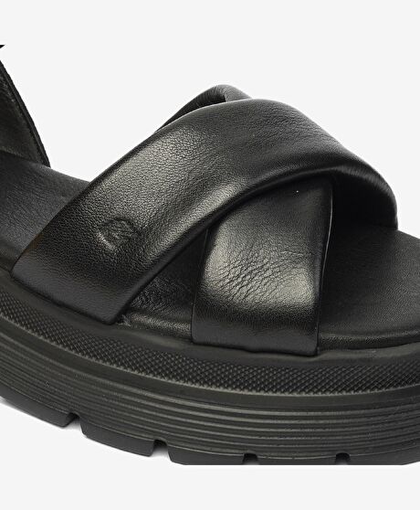 Kadın Siyah Hakiki Deri Sandalet