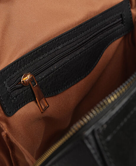 Kadın Siyah Hakiki Deri Sırt Çantası