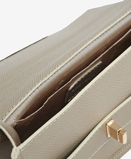 Kadın Bej Çapraz Çanta