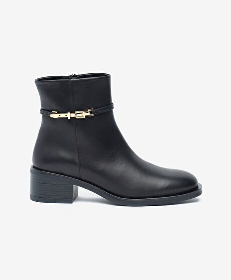 Kadın Siyah Hakiki Deri Topuklu Bot