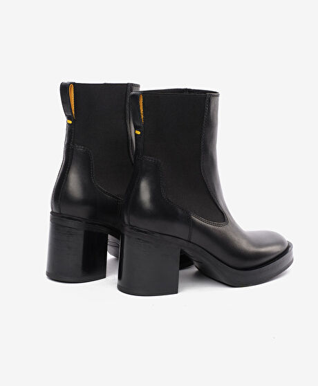 Kadın Siyah Hakiki Deri Topuklu Bot