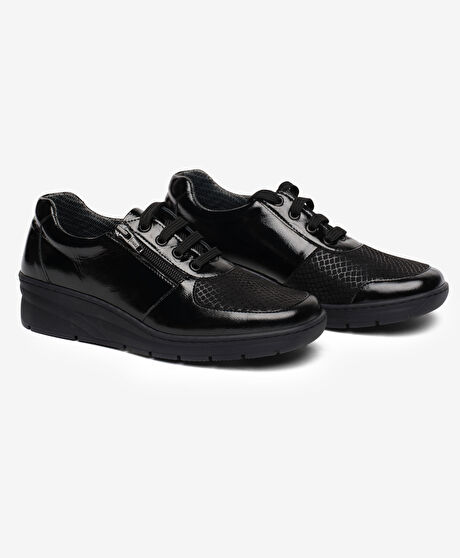 Kadın Siyah Rugan Hakiki Deri Comfort Ayakkabı