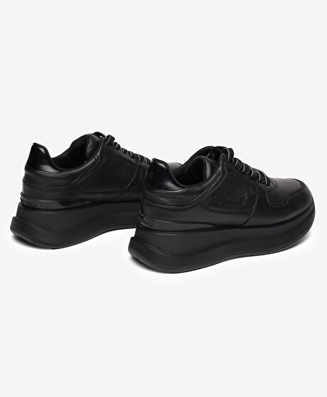 Kadın Siyah Hakiki Deri Spor Ayakkabı