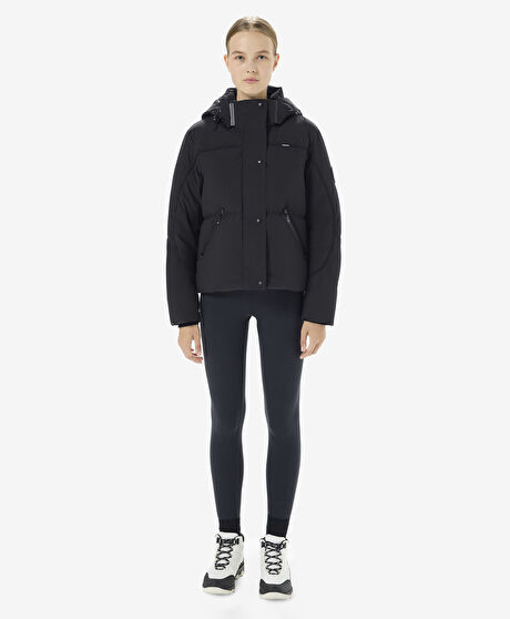 Kadın Siyah Suya Dayanıklı Kaz Tüyü Mont