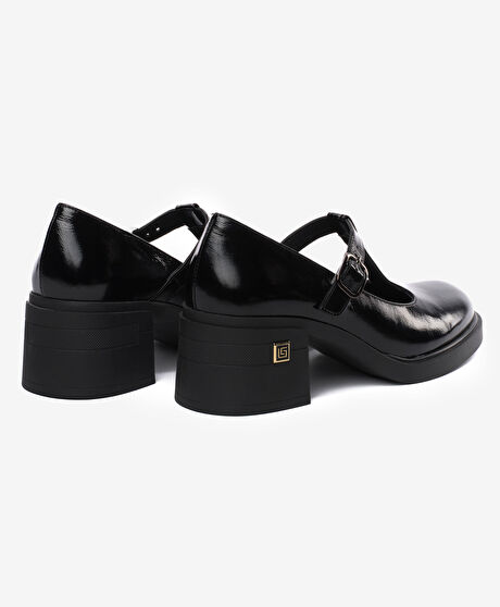 Kadın Siyah Rugan Hakiki Deri Klasik Ayakkabı