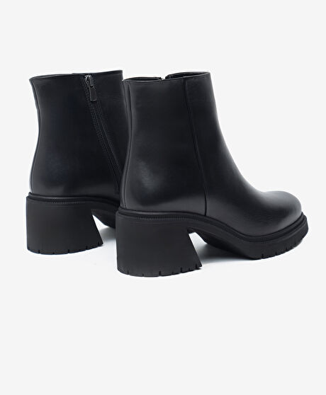 Kadın Siyah Hakiki Deri Topuklu Bot