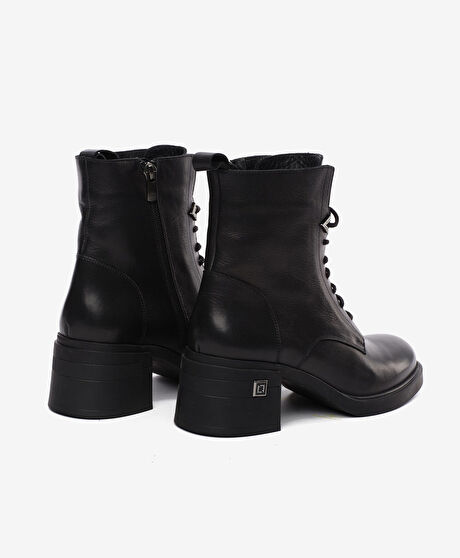 Kadın Siyah Hakiki Deri Topuklu Bot