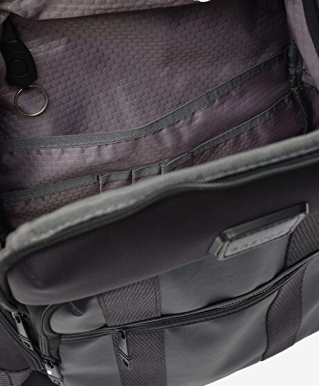 Erkek Siyah Sırt Çantası