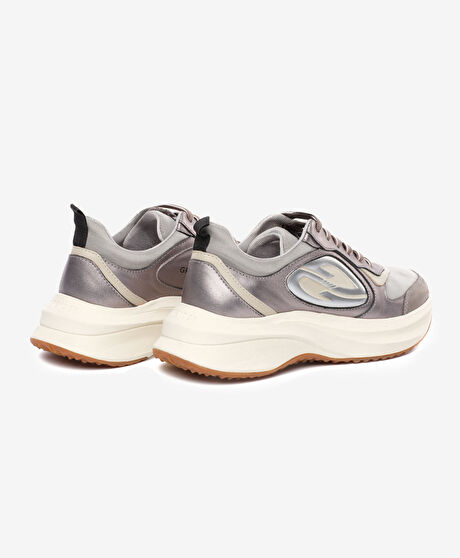 Kadın Çelik Hakiki Deri Spor Ayakkabı