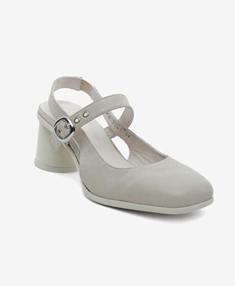 Kadın Bej Hakiki Deri Topuklu Klasik Ayakkabı