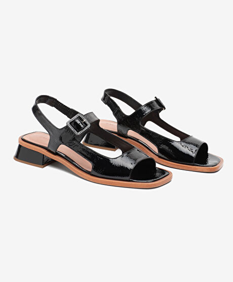 Kadın Siyah Hakiki Deri Sandalet