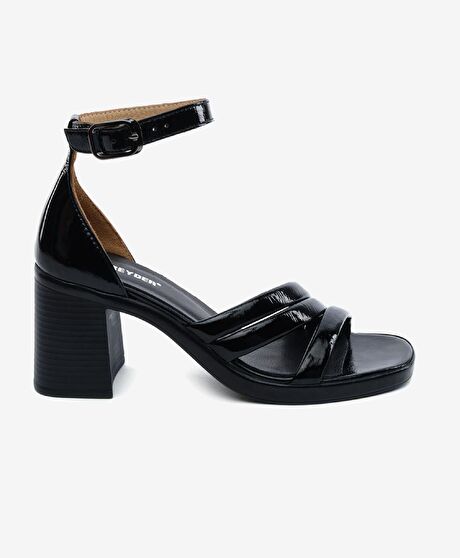 Kadın Siyah Rugan Hakiki Deri Topuklu Sandalet