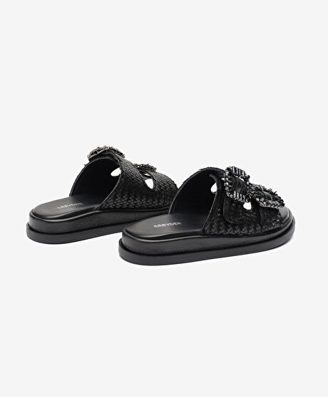 Kadın Parlak Siyah Hakiki Deri Taşlı Terlik