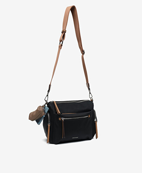 Kadın Siyah Çapraz Çanta