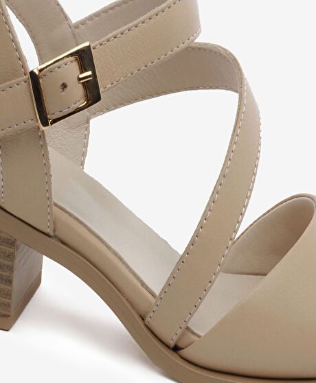 Kadın Turuncu Hakiki Deri Topuklu Sandalet