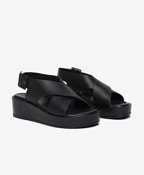 Kadın Siyah Hakiki Deri Comfort Sandalet