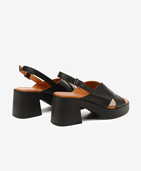 Kadın Siyah Hakiki Deri Topuklu Sandalet