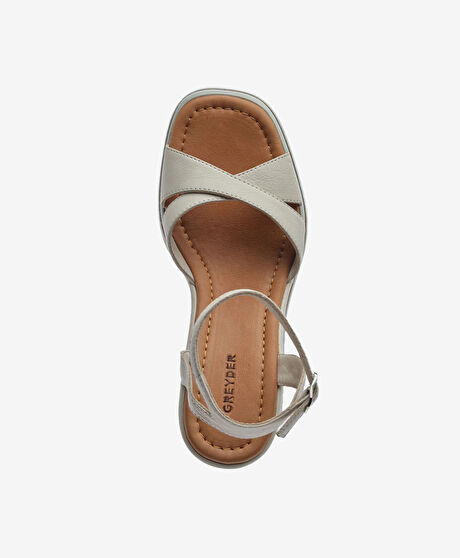 Kadın Kirli Beyaz Hakiki Deri Topuklu Sandalet