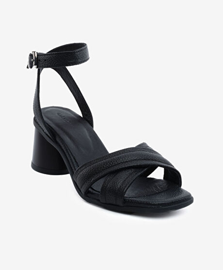 Kadın Siyah Hakiki Deri Topuklu Sandalet