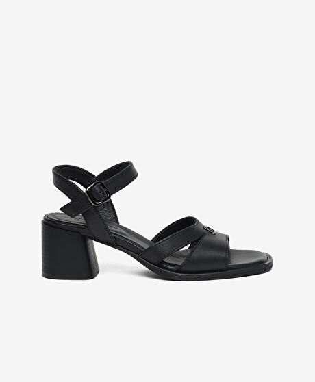 Kadın Siyah Hakiki Deri Topuklu Sandalet
