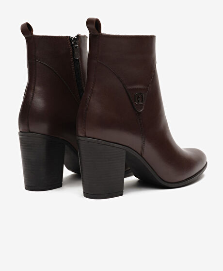 Kadın Kahverengi Hakiki Deri Topuklu Bot