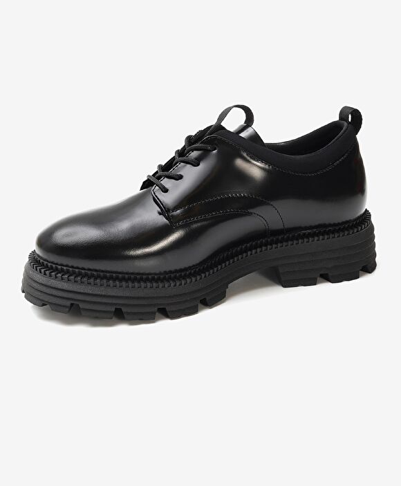 Kadın Parlak Siyah Hakiki Deri Oxford Ayakkabı