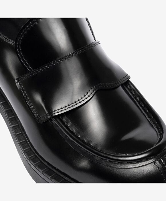 Kadın Parlak Siyah Hakiki Deri Loafer Ayakkabı