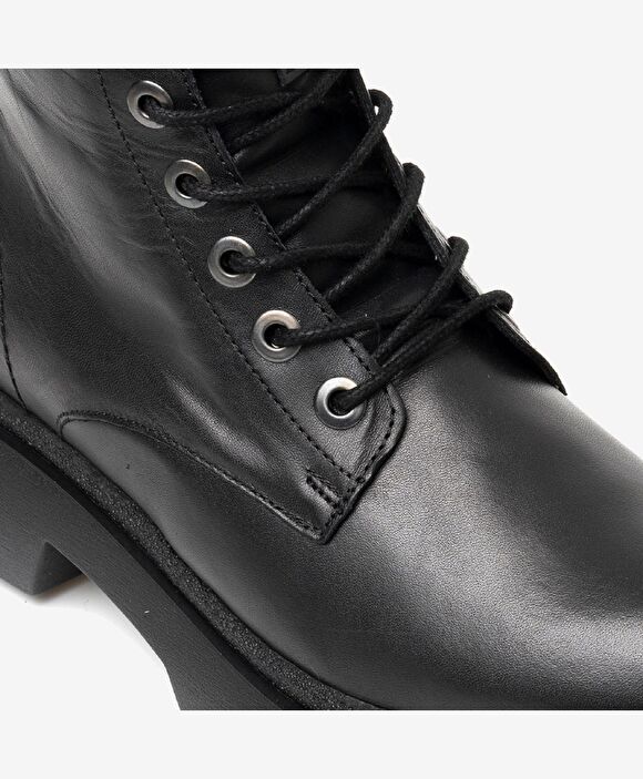 Kadın Siyah Hakiki Deri Casual Bot