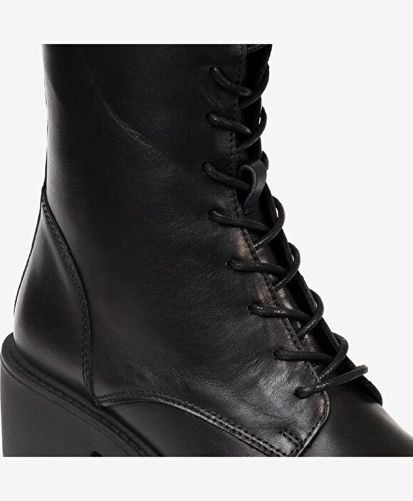 Kadın Siyah Hakiki Deri Termo Light Taban Military Bot