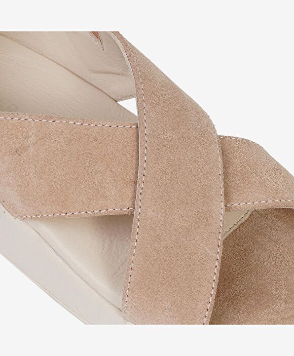 Kadın Bej Hakiki Deri Sandalet