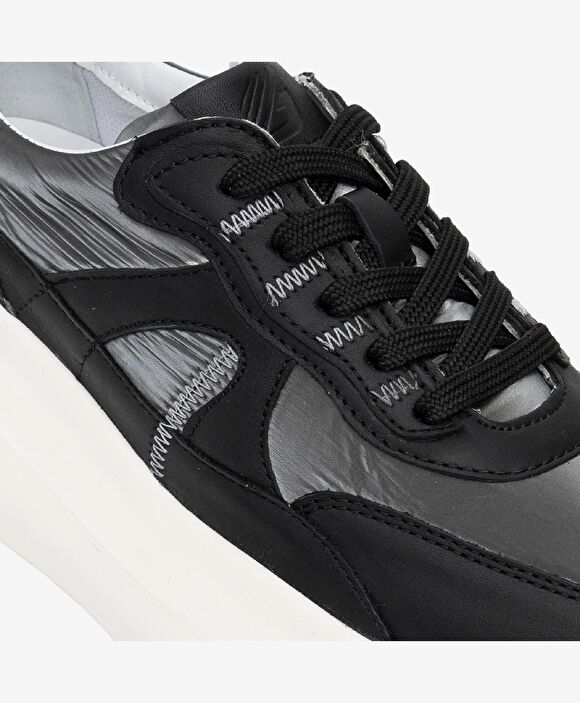 Kadın Siyah Hakiki Deri Sneaker Ayakkabı