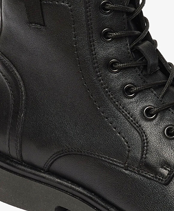 Erkek Siyah Hakiki Deri Günlük Bot