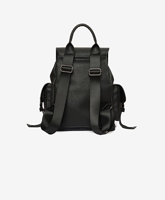 Kadın Siyah Tek Bölmeli Sırt Çantası