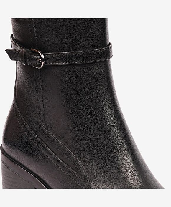 Kadın Siyah Hakiki Deri Topuklu Bot