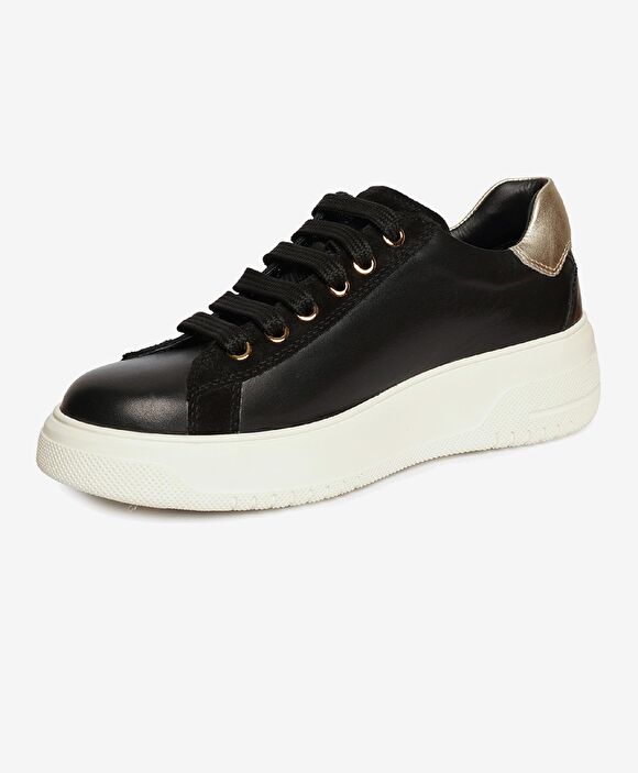 Kadın Siyah Hakiki Deri Memory Foam Taban  Spor Ayakkabı