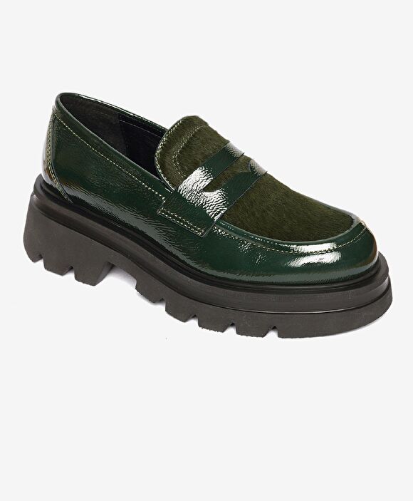 Kadın Yeşil Rugan Hakiki Deri Loafer Ayakkabı