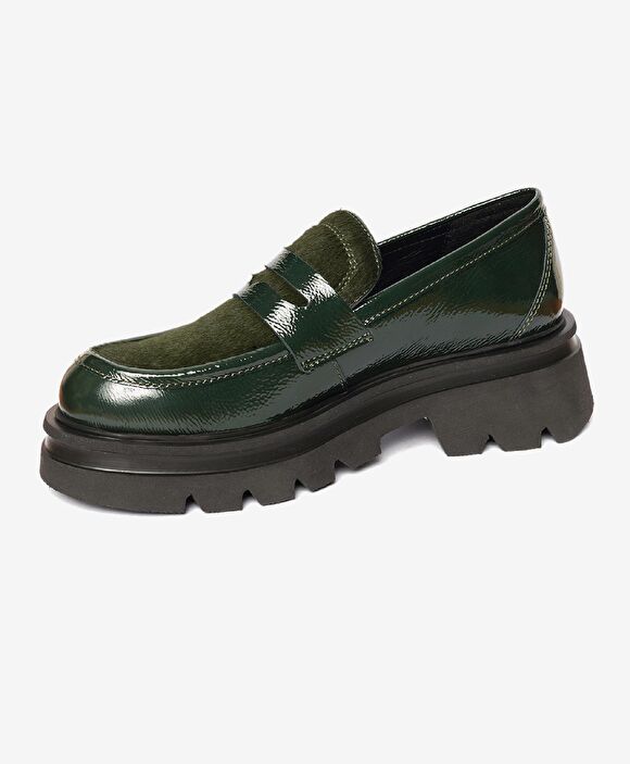 Kadın Yeşil Rugan Hakiki Deri Loafer Ayakkabı