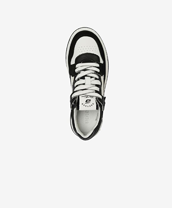 Kadın Siyah Beyaz Hakiki Deri Sneaker Ayakkabı